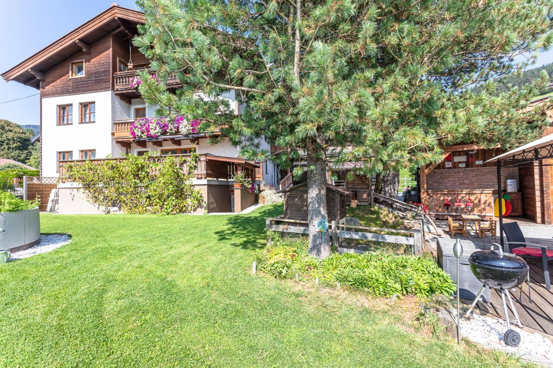 Familienbauernhof - Leogang Apartments Weissbacher المظهر الخارجي الصورة