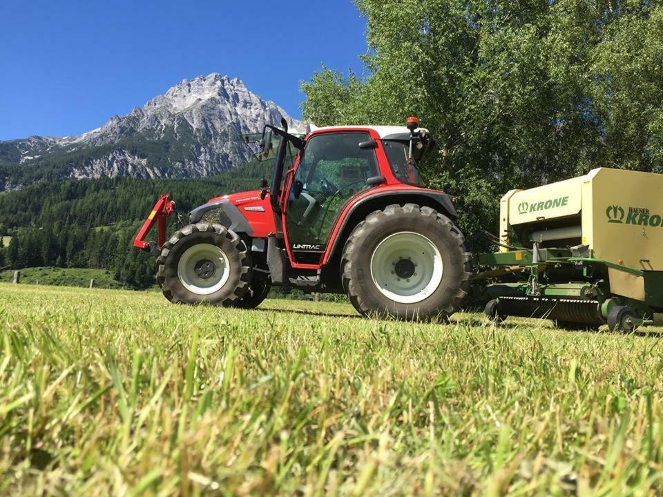 Familienbauernhof - Leogang Apartments Weissbacher المظهر الخارجي الصورة