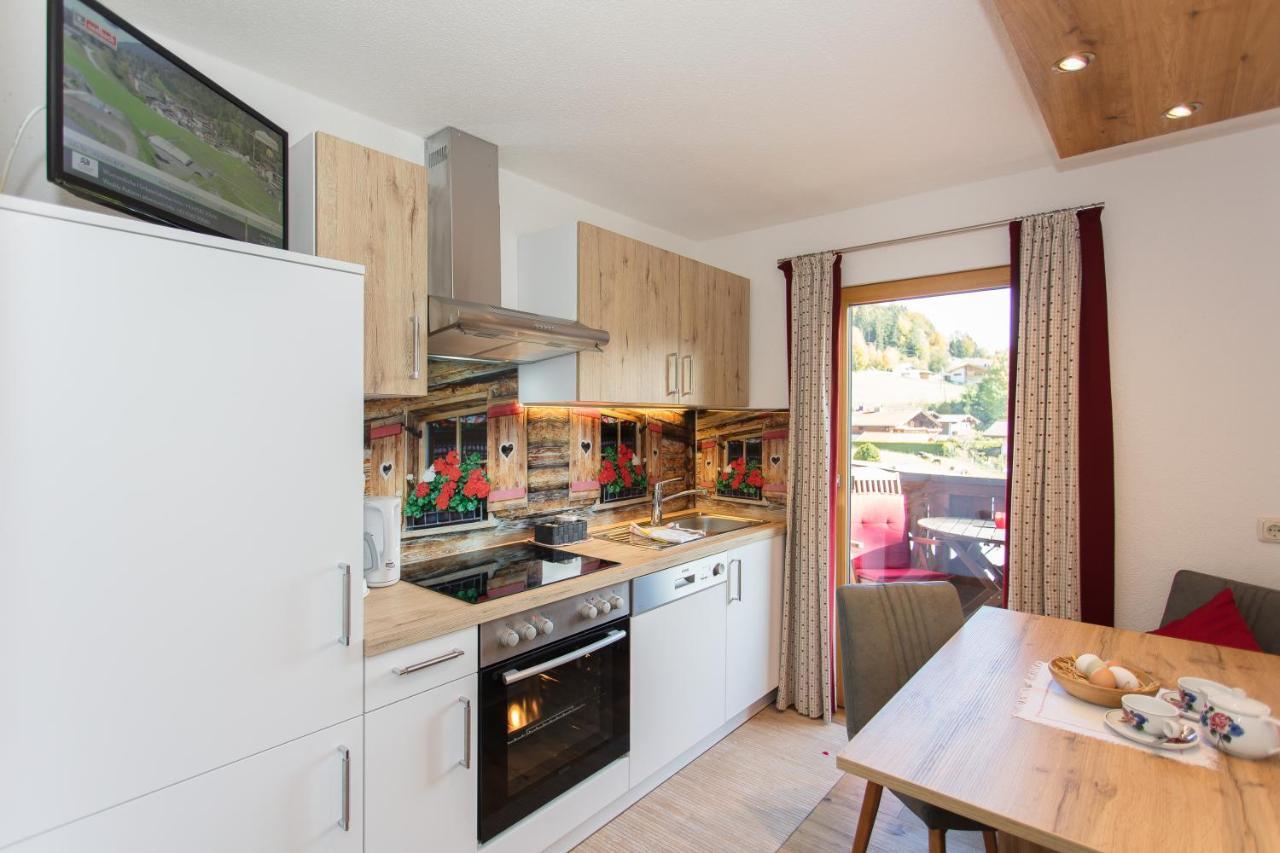 Familienbauernhof - Leogang Apartments Weissbacher المظهر الخارجي الصورة